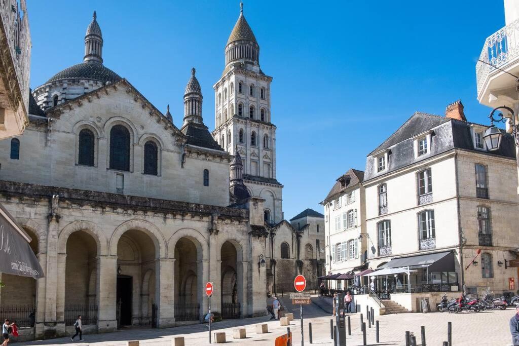 Famille Au Coeur De Perigueux Apartment Exterior foto